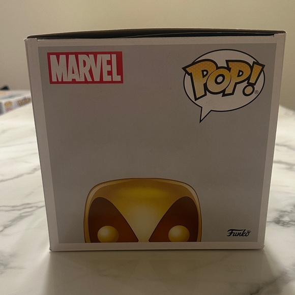 Funko Pop Gold Deadpool Collectible - Picture 9 of 9